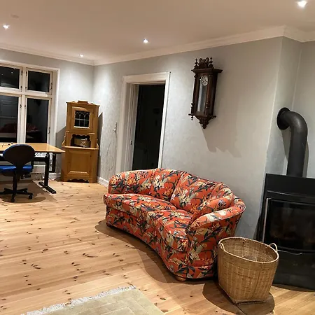 公寓 Pine Haven 欧登塞